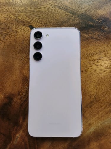 Samsung Galaxy s23 plus របស់ក្រុមហ៊ុន.