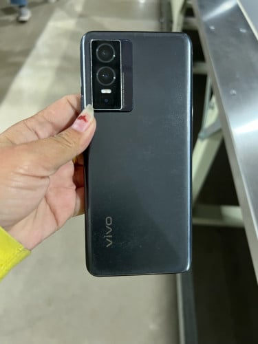 Vivo y76 5G​ អេក្រង់​សុីនបែកតិចដូចរូបប្រេីបានធម្មតា