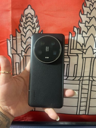 Xiaomi 14 ultra / ram16g +6g / 512g / global sim 2 /សុំណុំណែន លក់តំលៃក្រោមទីផ្សារនៅកម្ពុជា 385$ ដាច់