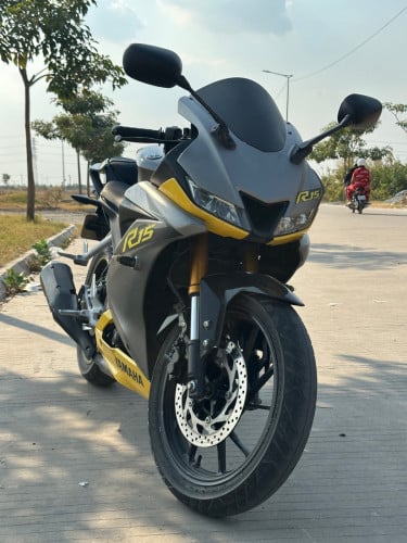 Yamaha R15 V3 : VVA លក់ដូរសេរីបងៗចាប់អារម្មណឆាតបាននៅភ្នំពេញ