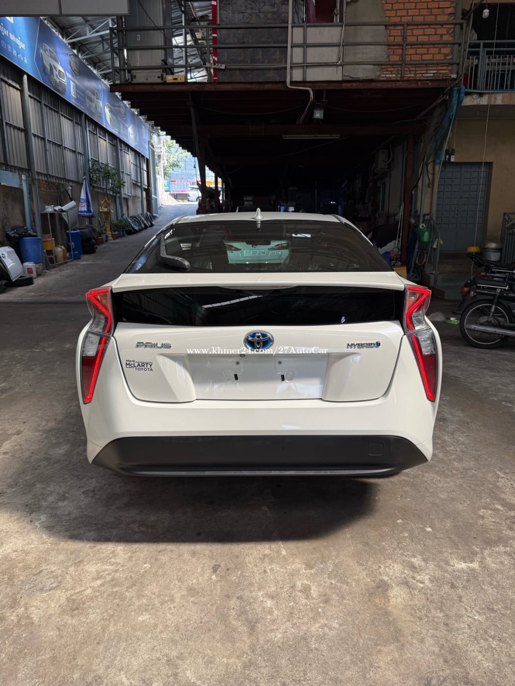 Prius 2017 Full Wireless charge + Pcs+ LDP price $27700.00 in Stueng ...