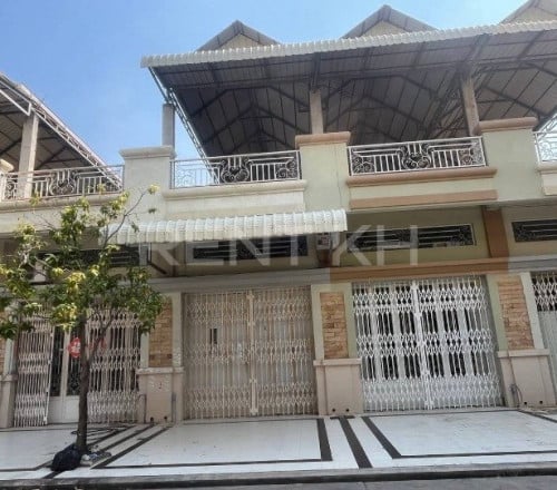 ផ្ទះ​​ល្វែងសម្រាប់ជួលនៅបុរីតាំងលីម