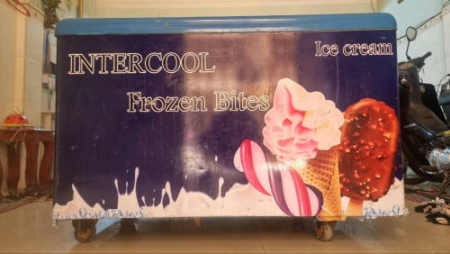 ទូក្លាសេ ទូការ៉េម