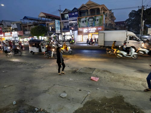 មុខផ្ទះជួល
