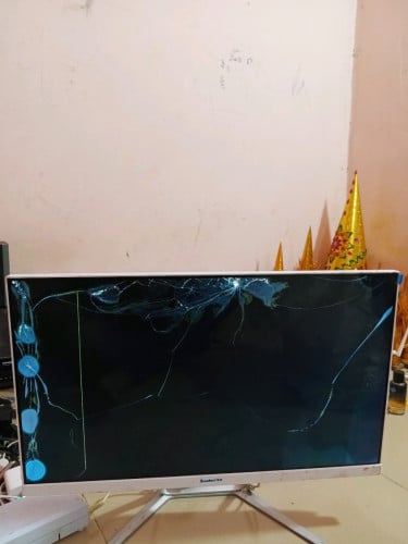 លក់ខូចអាក្រង់ម៉ាស៊ីននៅដំណើរការកាប់សាច់