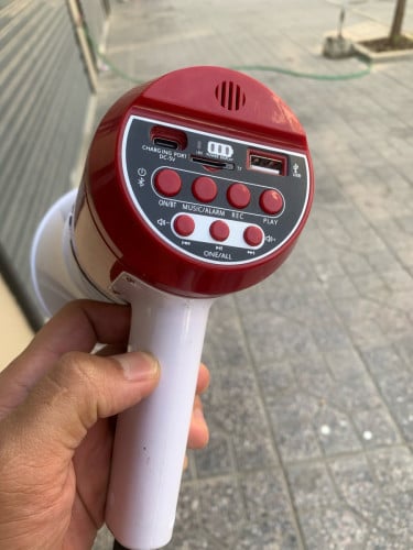 មេក្រូ សាកថ្មរ