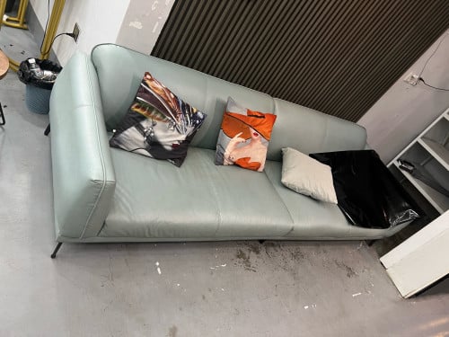 សាឡុង 2.3m ពណ៍ទឹកសមុទ្រ នៅថ្មី 80%