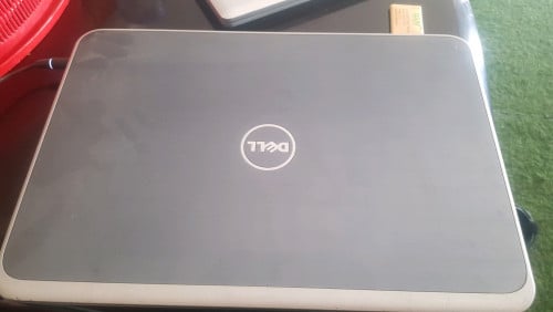 លក់ទាំងពីរ Dell (ខូចថ្ម) HP (ថ្មកាន់បាន1ម៉ោង) ឡៃឡុង 0966156543