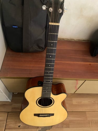 លក់ហ្គីតា Deviser L720B របស់ប្រើផ្ទាល់ខ្លួន (មានថែមជូនកាតាបក្រាស់)