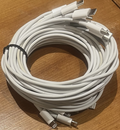 ខ្សែសាក iPhone 14PM ហ្ស៊ីនមួយទឹក