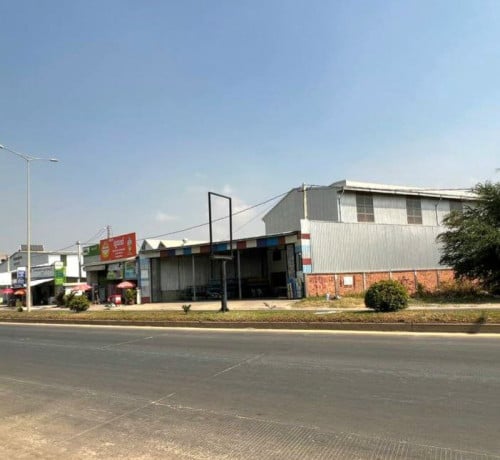 ដីឃ្លាំងលក់បន្ទាន់ /Land For Sale ៖