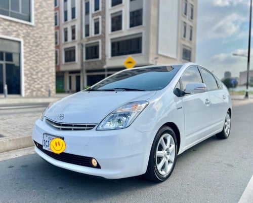 𝗧𝗼𝘆𝗼𝘁𝗮 Prius 2009 Touring Fully Loaded ខ្ចីញេញ ឡានជិះផ្ទាល់ លេងហេីយ១សិត ដូចក្នុងរូប