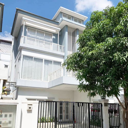 វីឡាភ្លោះសម្រាប់ជួល | Twin Villa For Rent