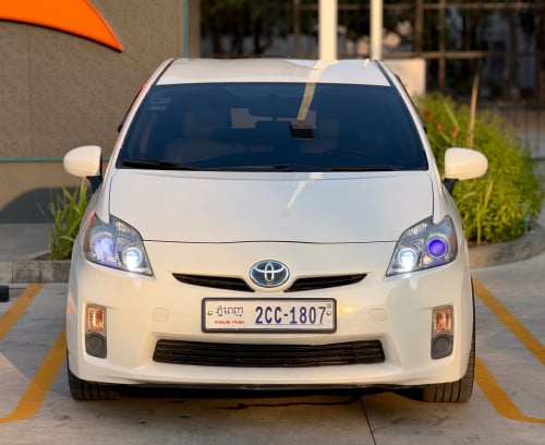 🔥Prius010 កាន់💰5500$💸ដកឡានភ្លាមបង់រំលស់ជាមួយឃ្លាំងផ្ទាល់
