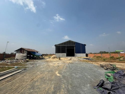 🔰ឃ្លាំងសម្រាប់ជួលនៅតំបន់សេដ្ឋកិច្ចពិសេស ភ្នំពេញ ។