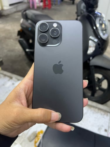 15pm lla សានុំសុីនលេងទឹកបាន