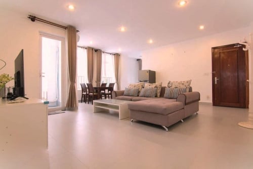 2 bedrooms Boueng Trabek Area 3 minutes to BKK1