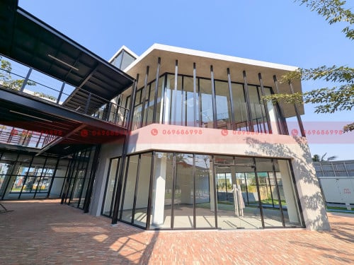 328 Sqm Retail Or Office Building With Sectional Leasing Options