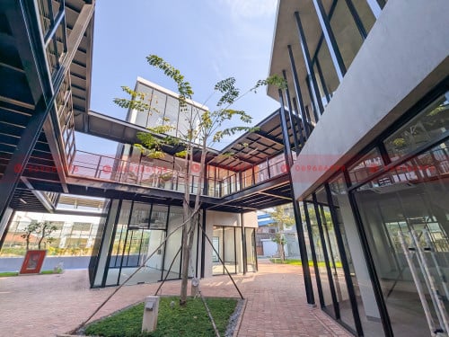 328 Sqm Retail Or Office Building With Sectional Leasing Options
