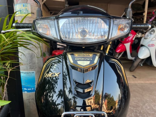 Dream 022 សំនុំ ម៉ាសុីនស្អាត