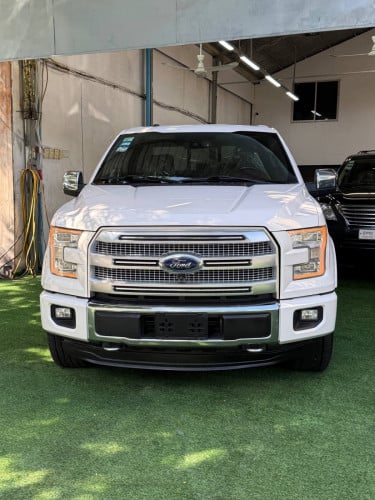 Ford F-150 2015 Platinum Full option ពិន្ទុ​92