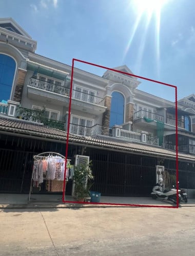 Goldវីឡាសម្រាប់ជួលនៅបុរីវិមានភ្នំពេញ598(សម្ភារ:ពេញ)