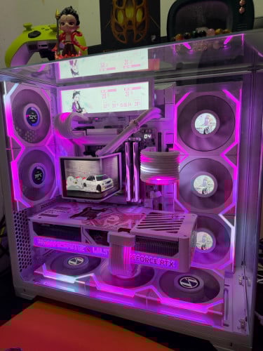 High End Pc snow White