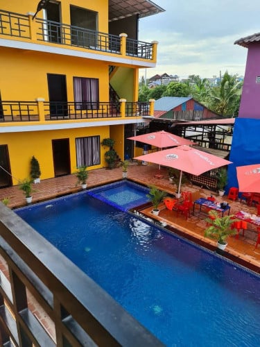 House and land for sell at Sangkat 1