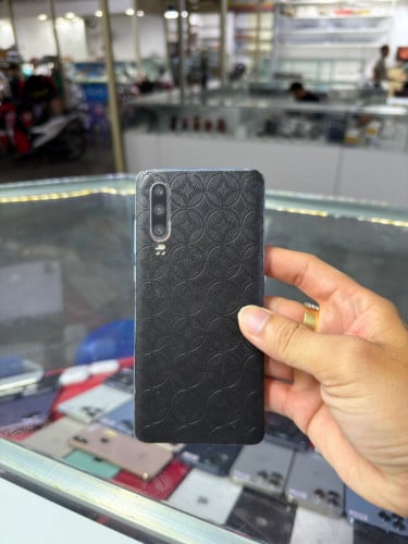 Huawei P30 Blue CH Sim2 Ram6GB HD128GB Phone Condition 90% , បែកថាច់&ខ្នងក្រោយបន្តិច