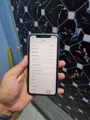 iPhone 11 64g សនុំស៊ីន នៅស្អាត ប្រើប្រាស់ថែលក់ 145$ ដូរថ្មរួចកាន់ល្អ