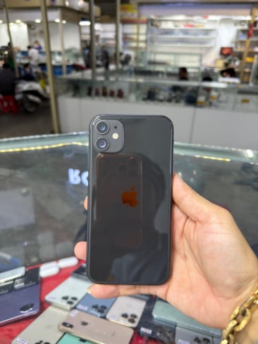iPhone 11 Black LL/A HD64GB Phone Condition 97% 🔋ដូរ89% , អេក្រង់GX , អត់ស្កេនមុខ , ម៉ាស៊ីនហ្ស៊ីន