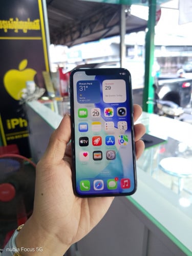 iPhone 11 Pro