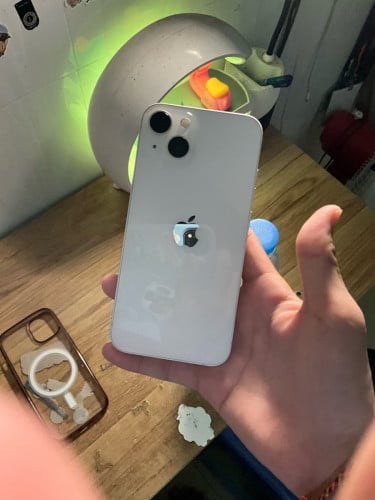 iPhone 13 275$ សំណុំសុីន លក់ប្រញាប់លុយ