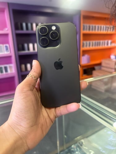 iPhone 16pro 256G ZA 699$ ថ្ម92%