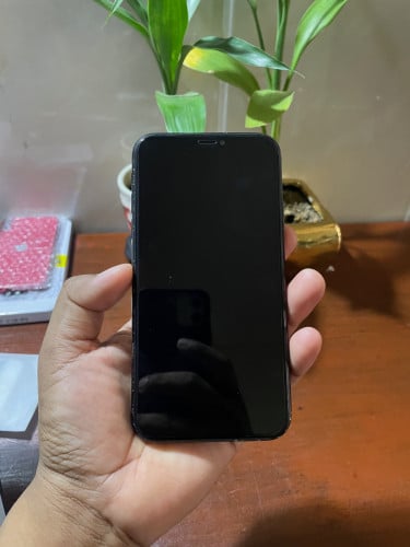 iPhone XR 64GB - 35$ - ជាប់ iCloud ប្រើអត់កើត