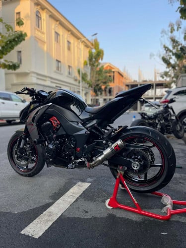 Kawasaki Z1000