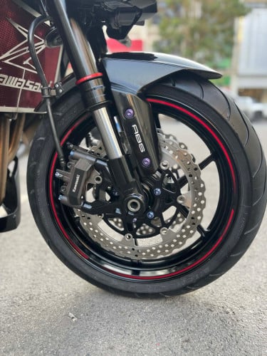 Kawasaki Z1000