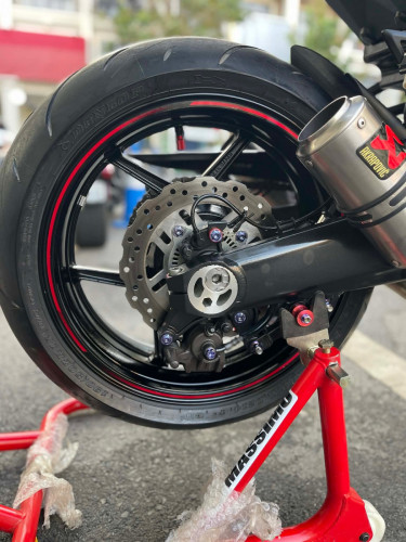 Kawasaki Z1000
