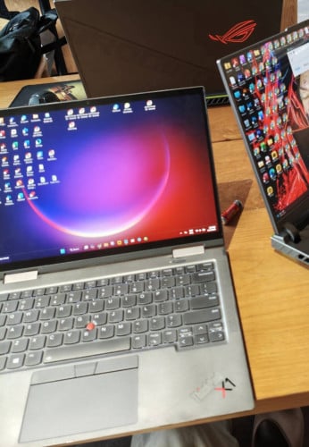 Lenovo Thinkpad X1 Yoga Gen 6 ( i7 11th 32G Ram M.2 512g )