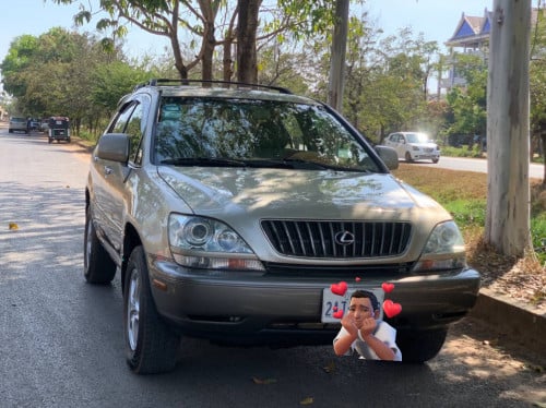 Lexus RX300 2002 ប៉ុង1 អត់បុក ឡានស្អាត
