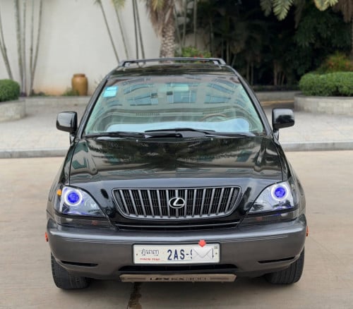Lexus rx300 ឆ្នាំ2002 ប៉ុង1