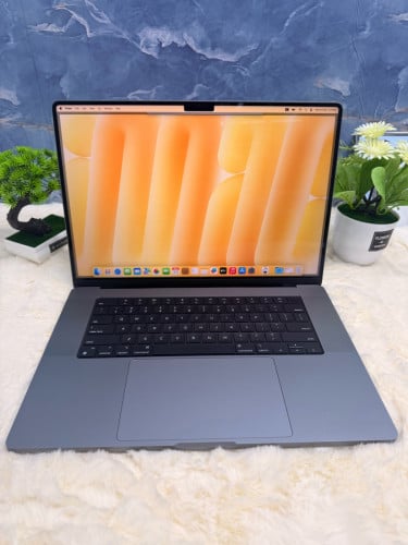 MacBook Pro M1 16gb 512gb 16 inch 2026 battery 100
