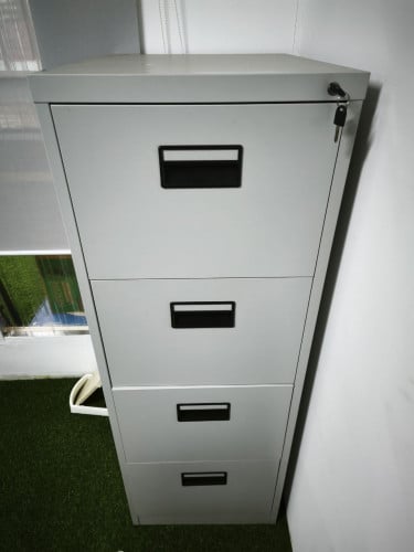 Metal cabinet