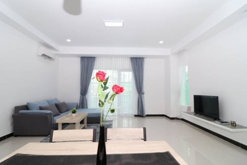 One Bedroom Service Apartment Close To AEON1