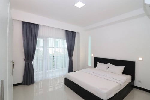 Service Apartment close To AEON1
