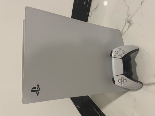 Sony PlayStation 5 Digital Edition (Model CFI-1008B)