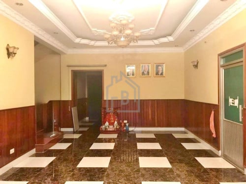 Spacious Villa 7 Rooms for Rent nearby Century Plaza_Pochentong