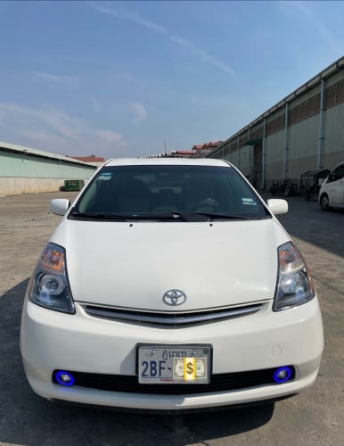 Toyota Prius 07 full no map