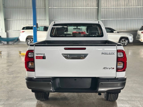 Toyota V edition 2026 ថ្មី100% ទិញភ្លាមបានភ្មាមមិនបាច់ចាំ