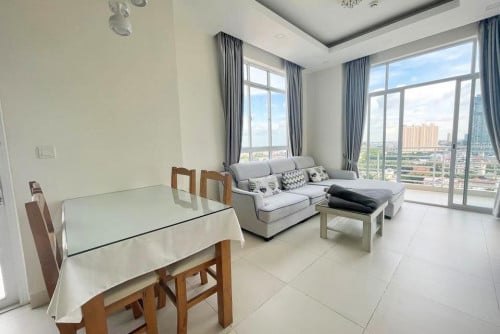 Two Bedroom Service Apartment Close To AEON1